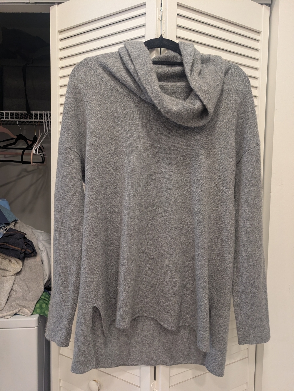 susina 100% Cashmere Grey Cozy Cowl-Neck Women's Sweater Size L